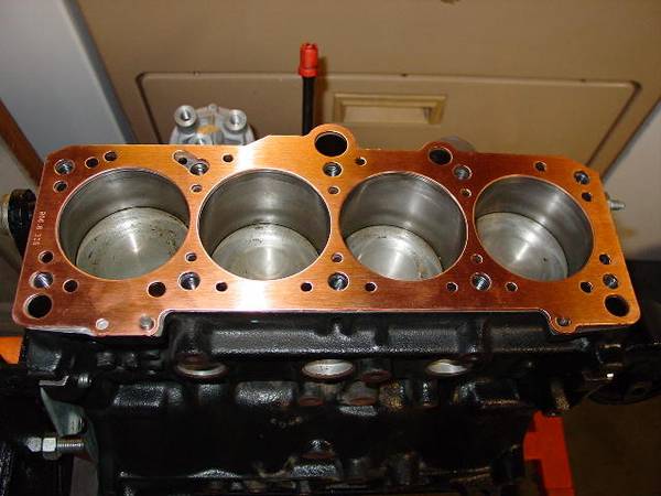 Copper gaskets are used on the engine.